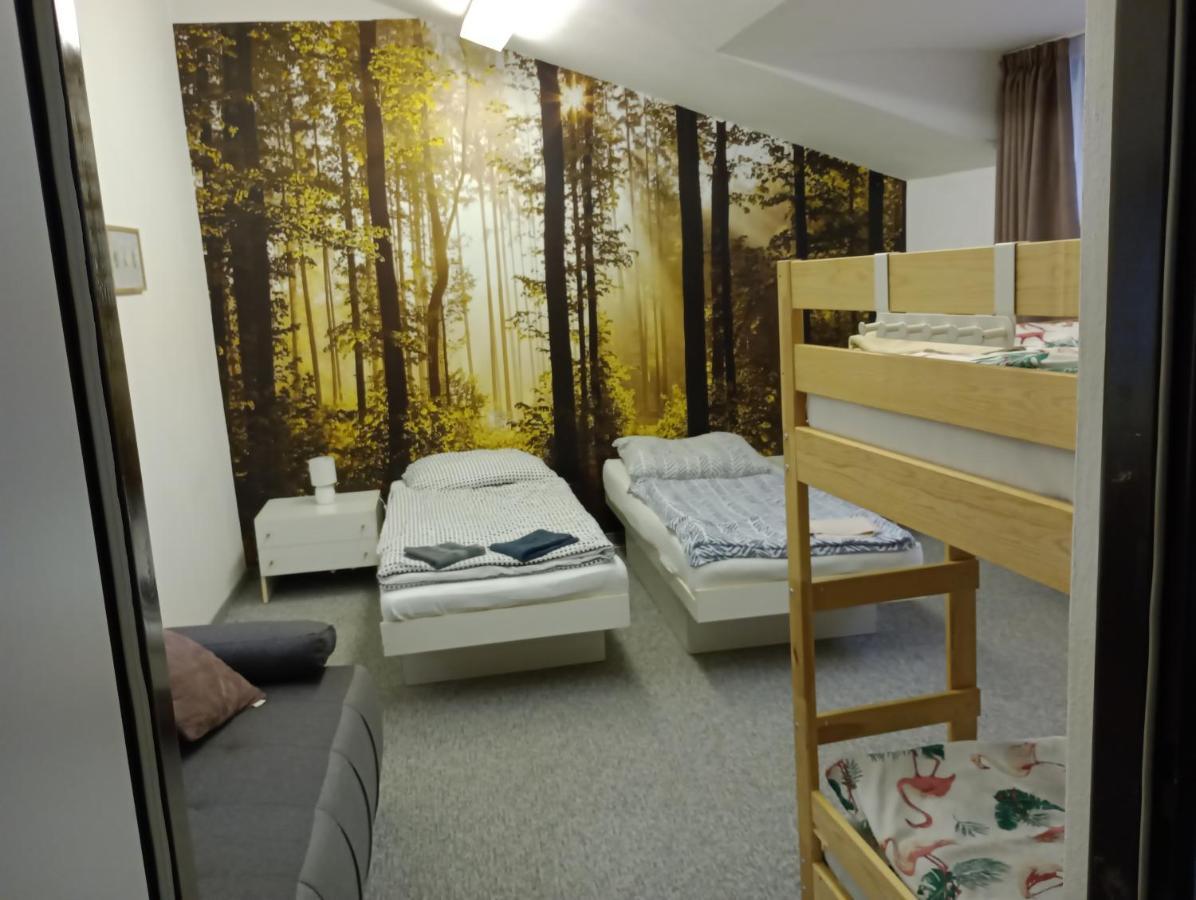 Gran Hostel 班斯卡-比斯特里察 外观 照片