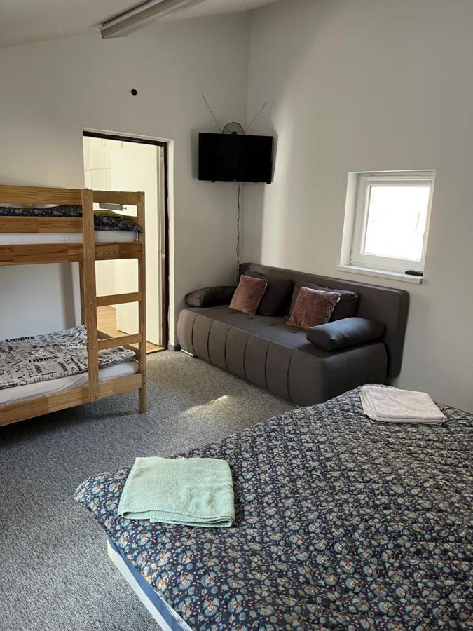 Gran Hostel 班斯卡-比斯特里察 外观 照片